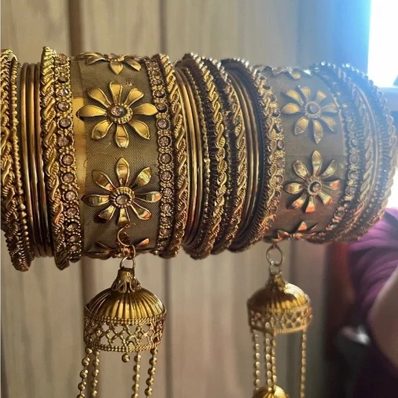 Indian Jhumki Bangles - Picture 4 of 5